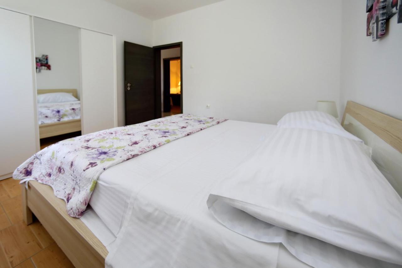 Apartment Sunny Terrace 比比涅 外观 照片