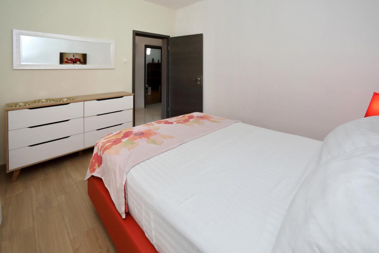 Apartment Sunny Terrace 比比涅 外观 照片