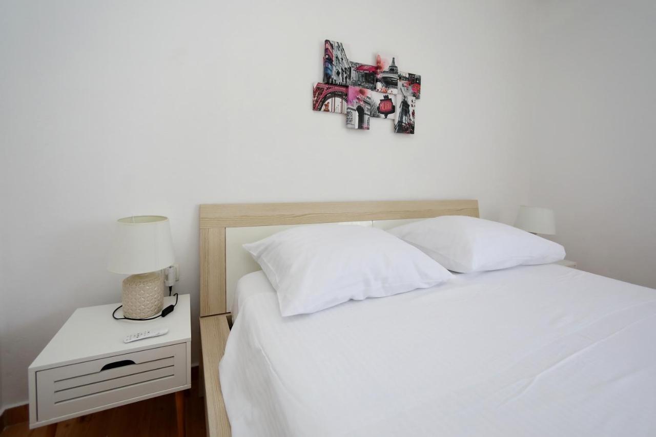 Apartment Sunny Terrace 比比涅 外观 照片
