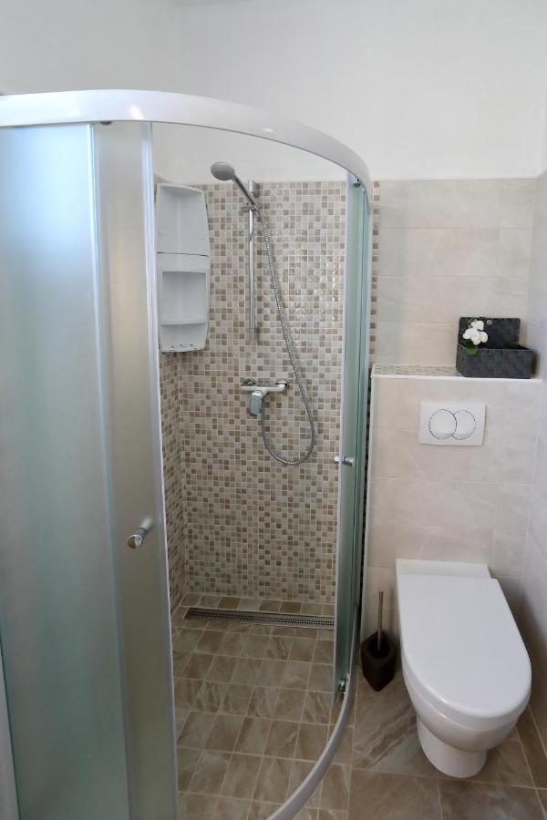 Apartment Sunny Terrace 比比涅 外观 照片