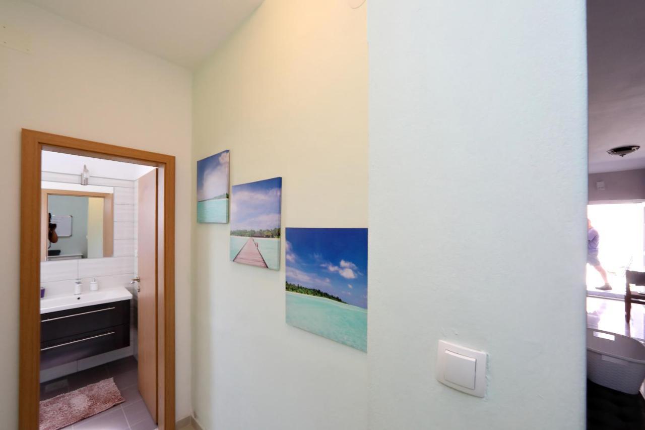 Apartment Sunny Terrace 比比涅 外观 照片