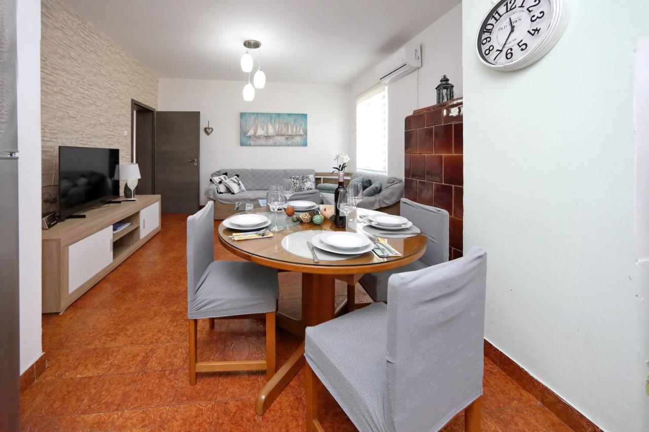 Apartment Sunny Terrace 比比涅 外观 照片