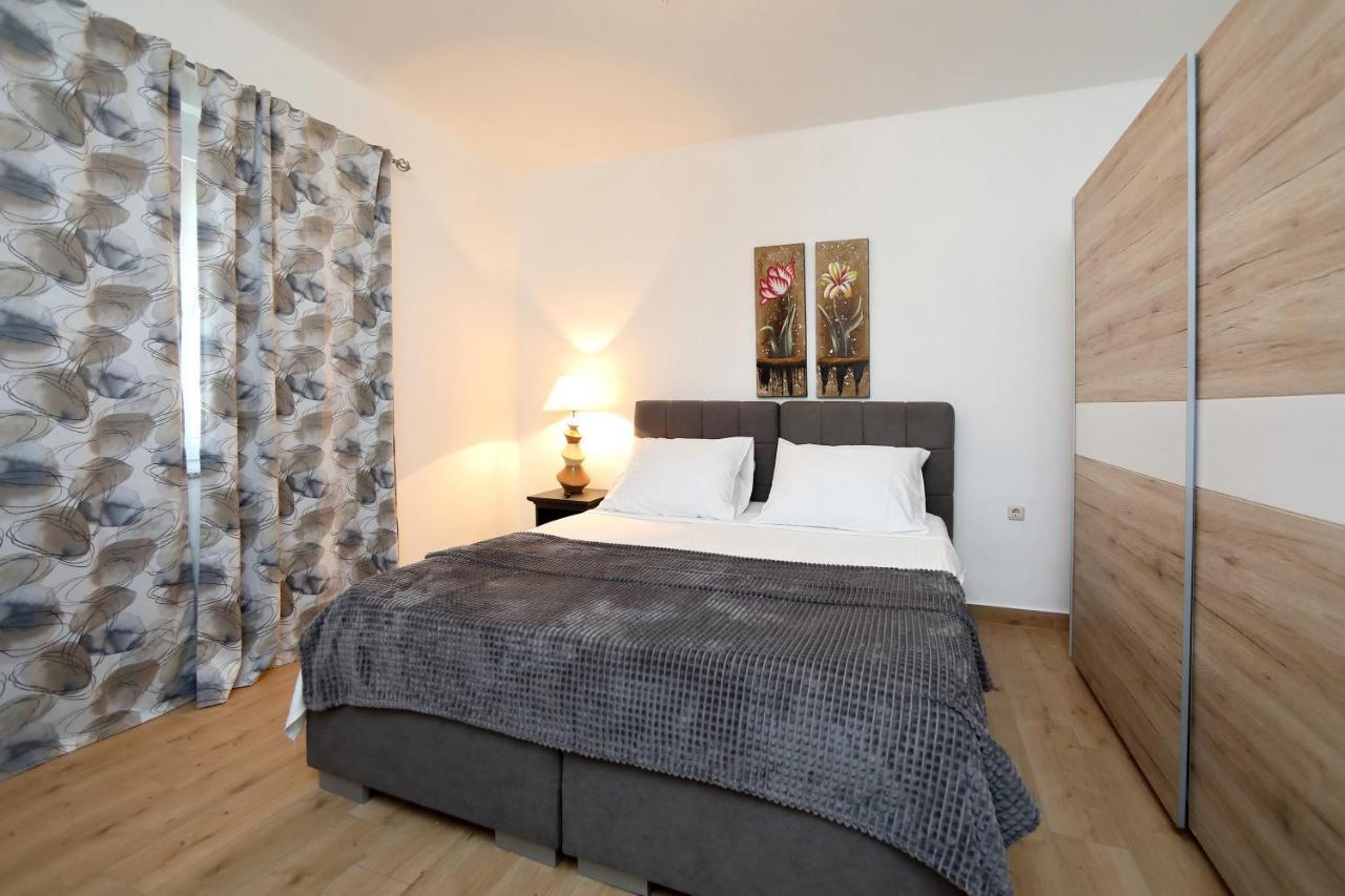 Apartment Sunny Terrace 比比涅 外观 照片
